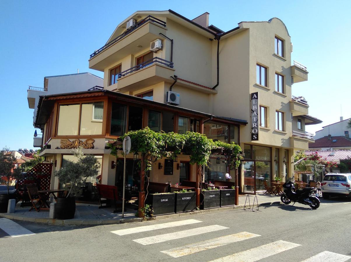 Hotel Albatros New Town 3*